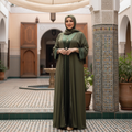 Abaya Élégance Prestige – Noir & Vert Profond